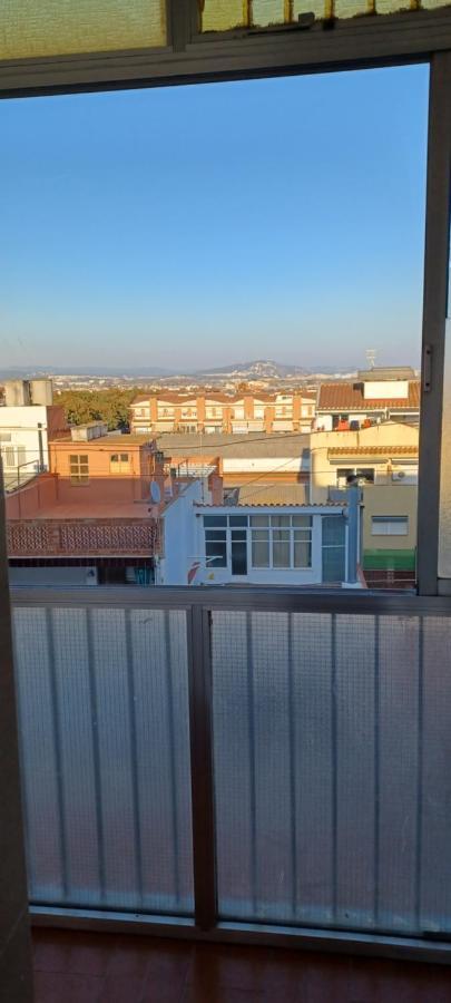 Apartamento Entero De Tres Habitaciones, Cerca De La Playa! Acogedor, Luminoso Y Tranquilo Malgrat de Mar Kültér fotó