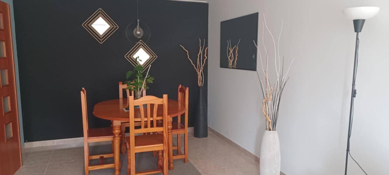 Apartamento Entero De Tres Habitaciones, Cerca De La Playa! Acogedor, Luminoso Y Tranquilo Malgrat de Mar Kültér fotó